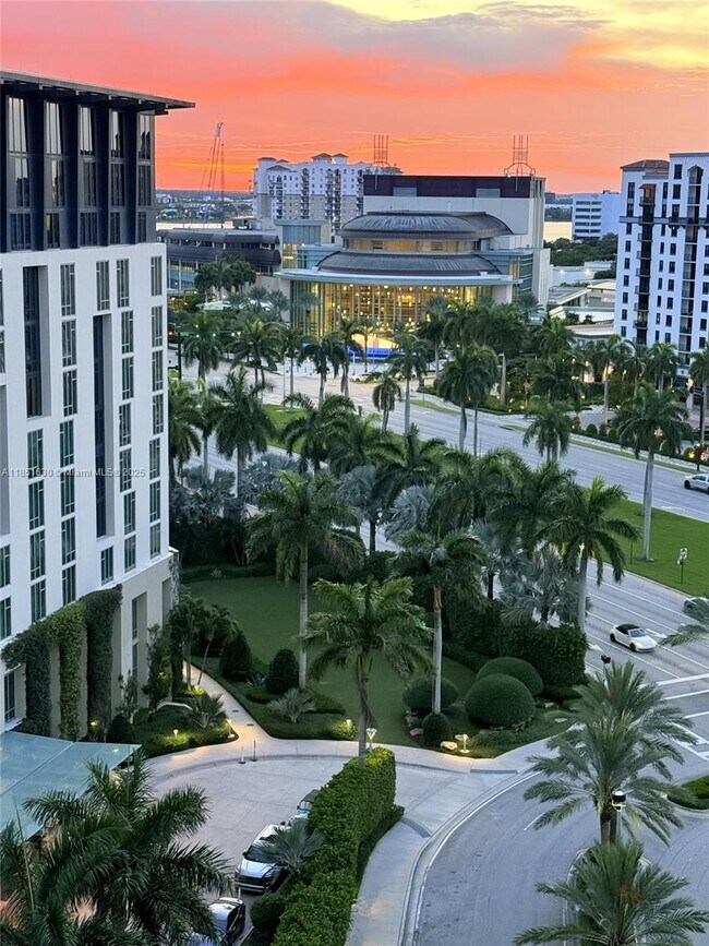 Building Photo - 550 Okeechobee Blvd