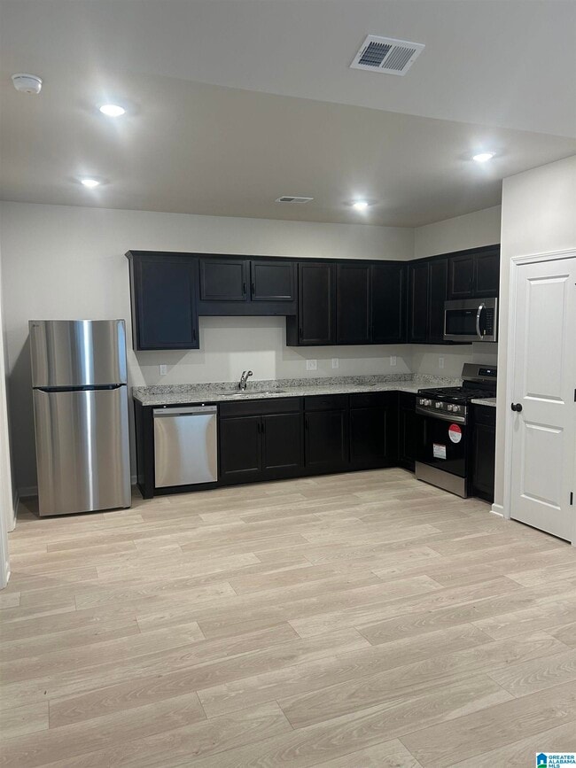 Building Photo - 5204 Simms Rdg