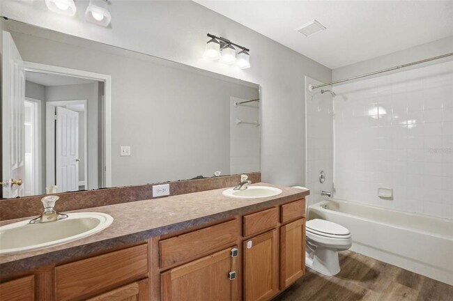 Building Photo - 3816 Beaumont Loop