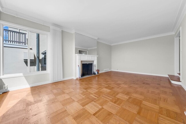 Building Photo - Gorgeous Golden Gate Heights home with gar...