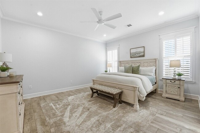 Building Photo - 10 Mariner Pass