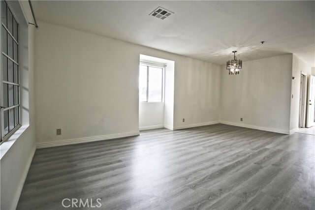 Building Photo - 1211 Huntington Dr