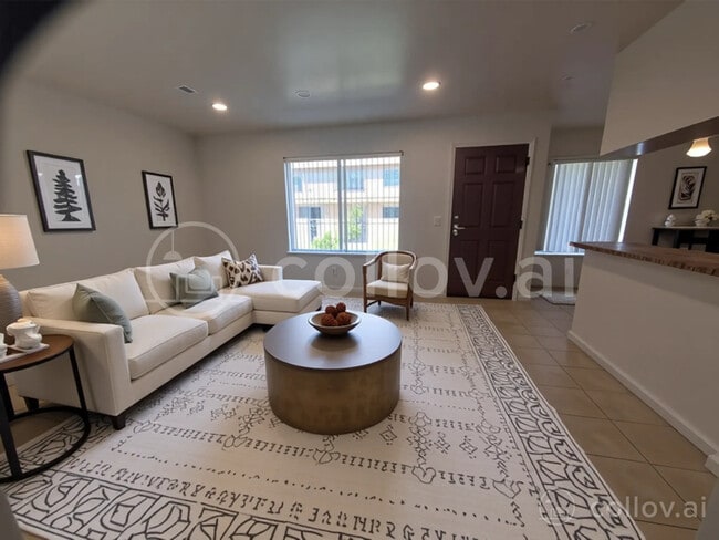 Building Photo - 13754 Mango Dr