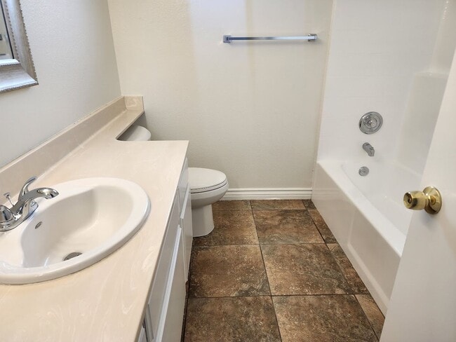 Building Photo - Remodeled Temecula 3 Bedroom Home with Views!