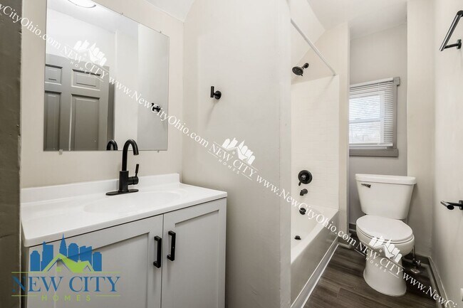 Building Photo - 95-97 N Central Avenue, Columbus, OH 43222