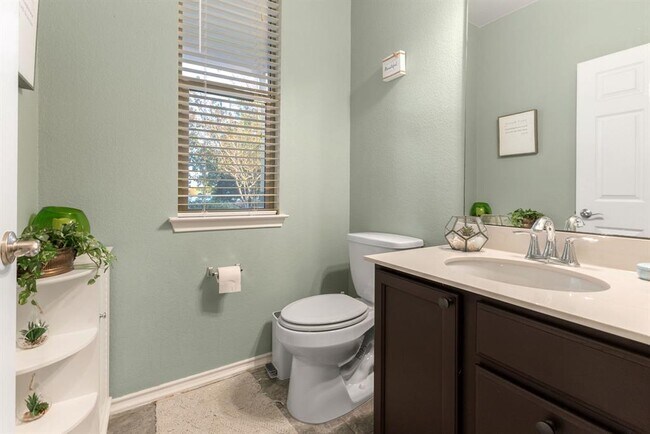 Building Photo - 10904 Roderick Lawson Ln