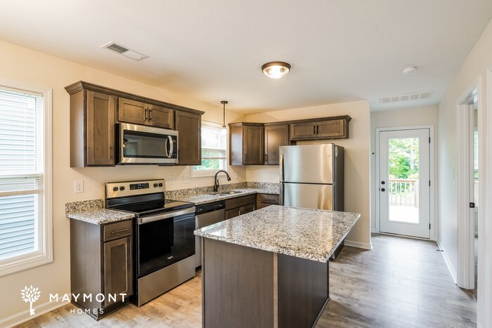 Building Photo - 1210 Cottonwood Dr