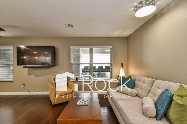 Building Photo - Urban Living in Downtown OKC - 3 Bedrooms/2 Bathrooms with Reserved Covered Parking