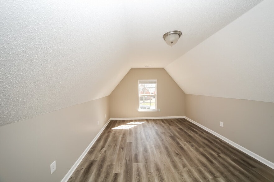 Building Photo - 5683 Antler Trail