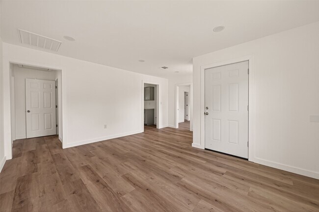 Building Photo - 3922 Alsace St
