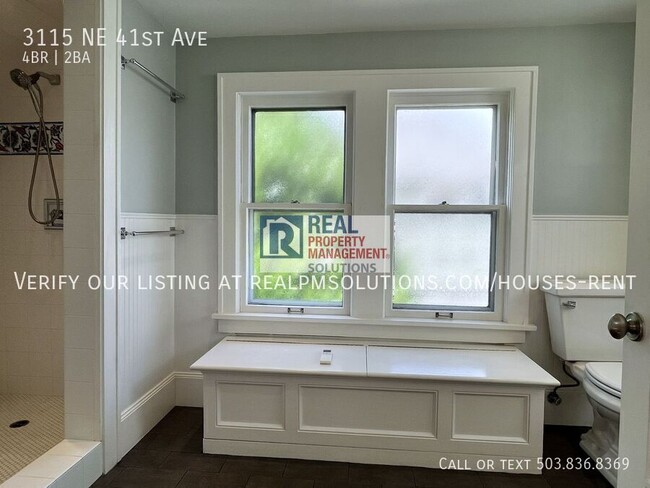 Building Photo - 3115 NE 41st Ave