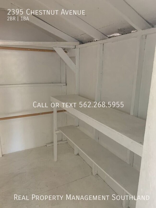 Building Photo - 2395 Chestnut Ave