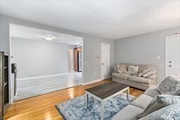 Building Photo - 60 Vinton St