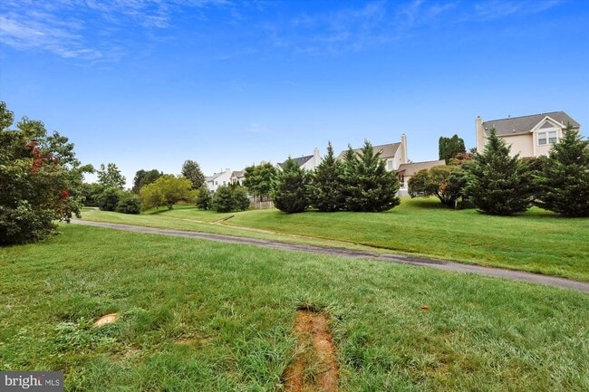 Building Photo - 44030 Gala Cir