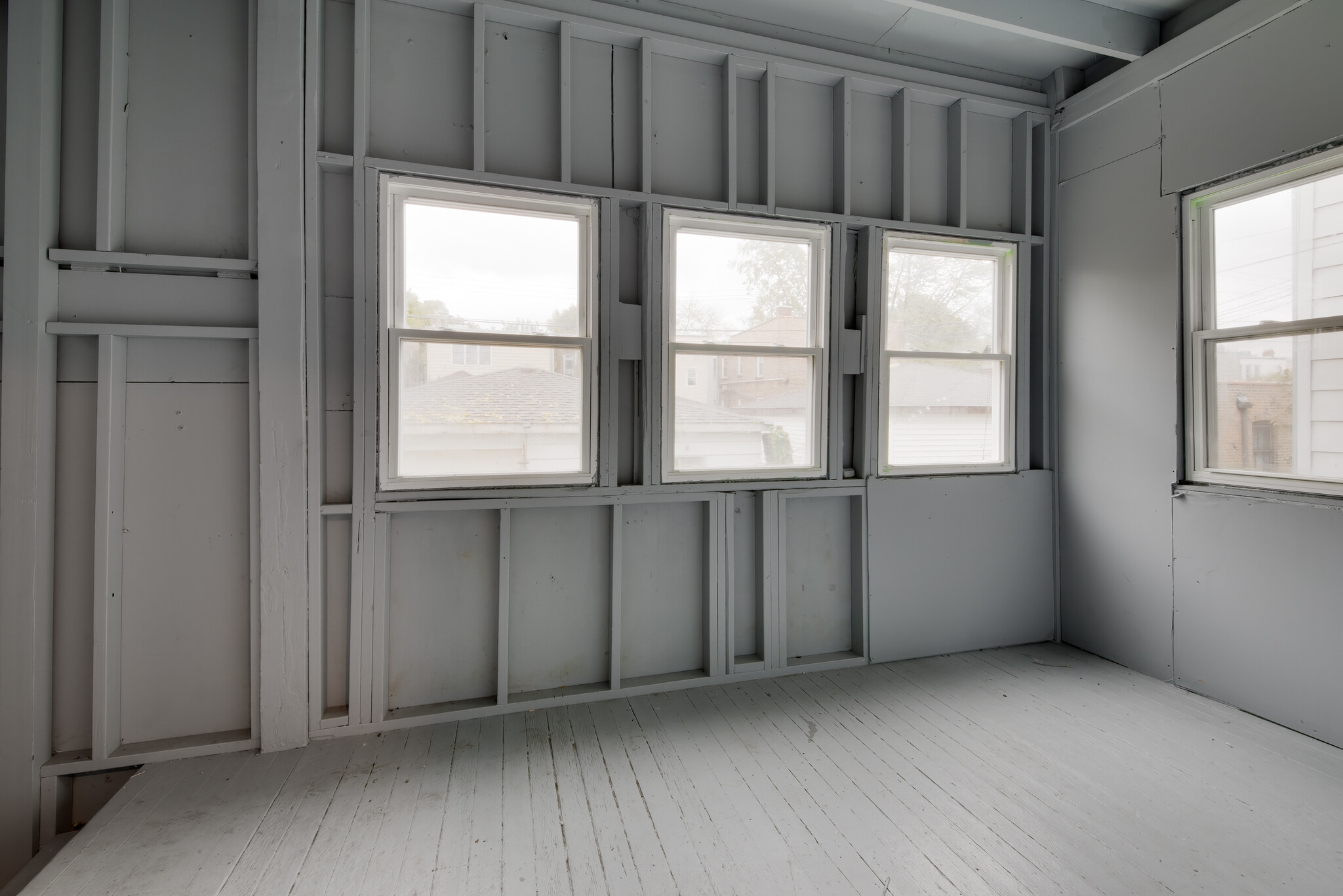 Building Photo - 5039 W Cullom Ave