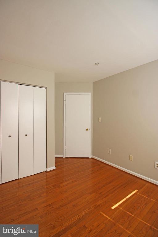 Building Photo - 7939 Otter Cove Ct
