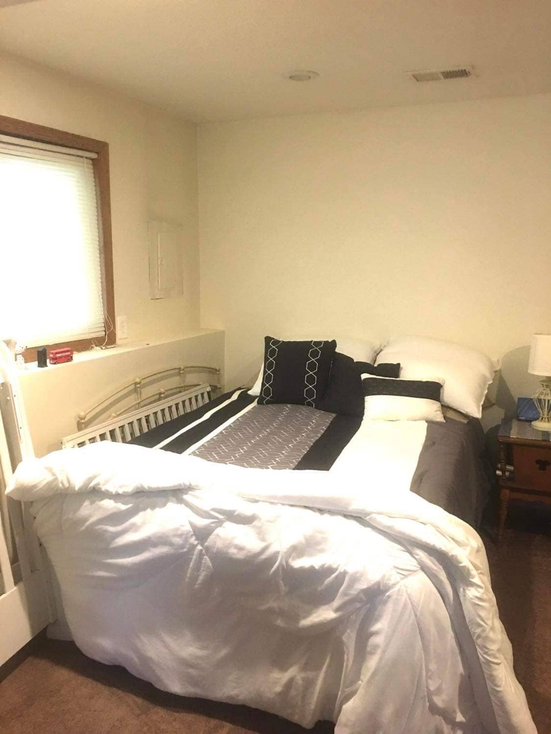 Bedroom 3 - 9092 Goldenrod Ln N