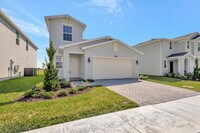 Building Photo - Luxurious Living: Spacious 5-Bedroom Home with Scenic Views in Port Saint Lucie!