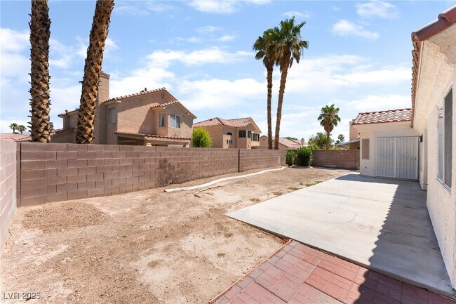 Building Photo - 5124 Appealing Ct