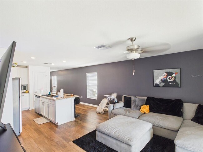 Building Photo - 5194 Sailor Rd