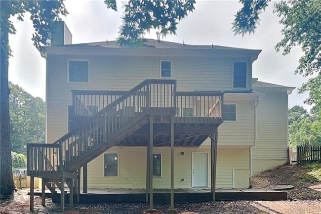 Building Photo - 704 Kirkwood Cir