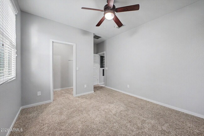 Building Photo - 1041 Glen Canyon Dr