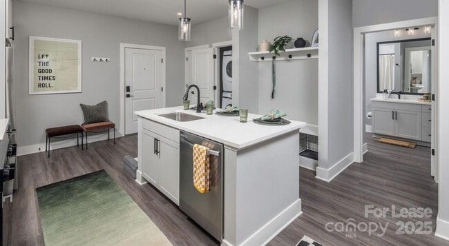 Building Photo - 120 Matheson Ave