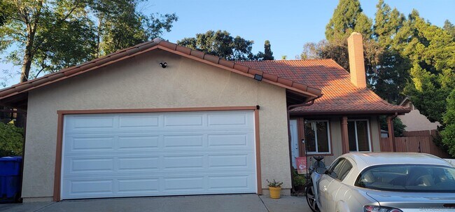 Primary Photo - 11184 Madrigal St