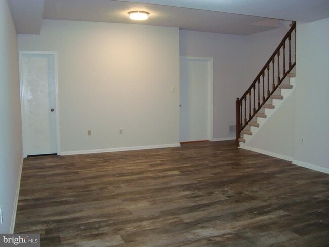 Building Photo - 7813 Heatherton Ln