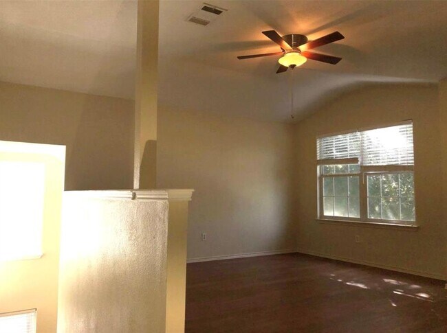 Building Photo - 14208 Sumatra Ln
