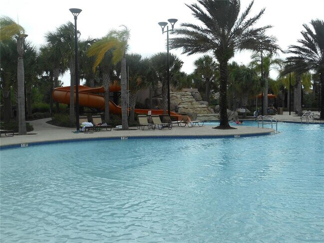 Building Photo - 5231 Wildwood Wy