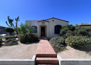 Building Photo - Spanish Gem in Vista Del Oro | 2Bed/1Bath | 1019SqFt | 1-Car Garage
