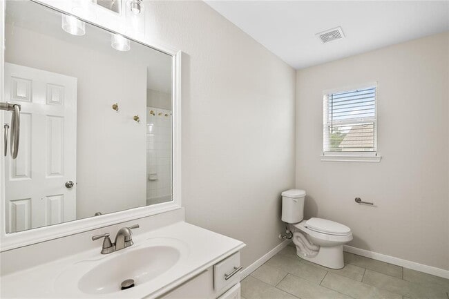 Building Photo - 3015 Chesapeake Bend Ln
