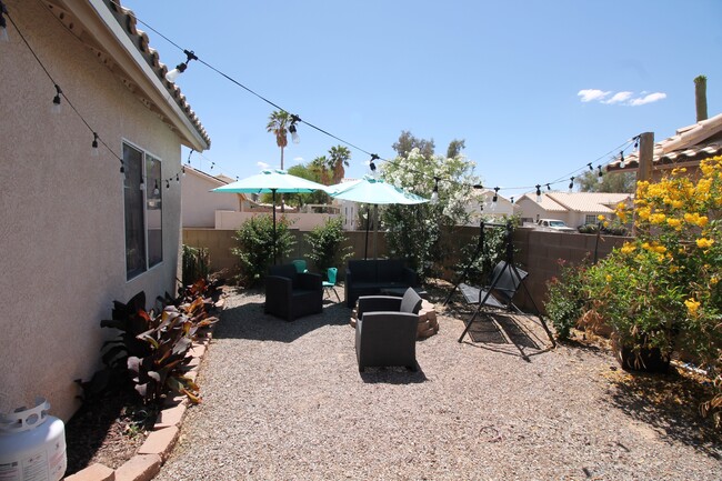Building Photo - 7138 W Rivulet Dr