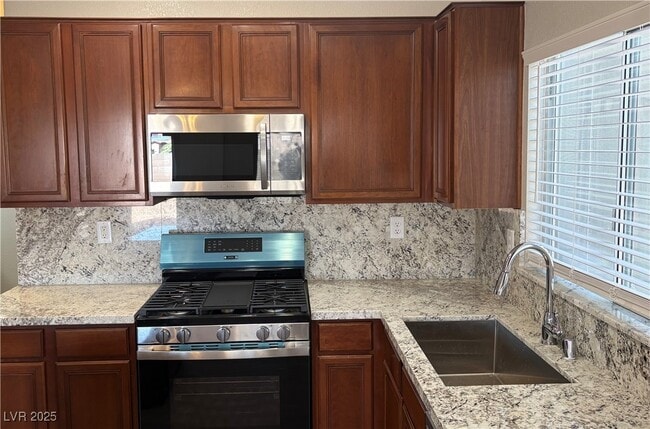 Building Photo - 4520 Grand Rock Dr