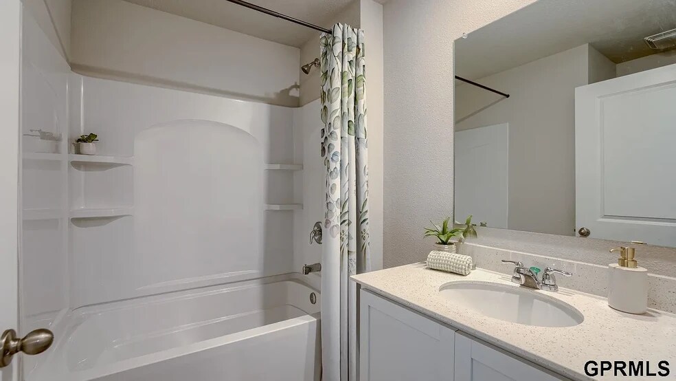 Building Photo - 18801 Ogden St