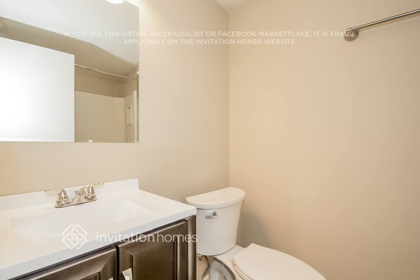 Building Photo - 3895 Rock Mill Pkwy