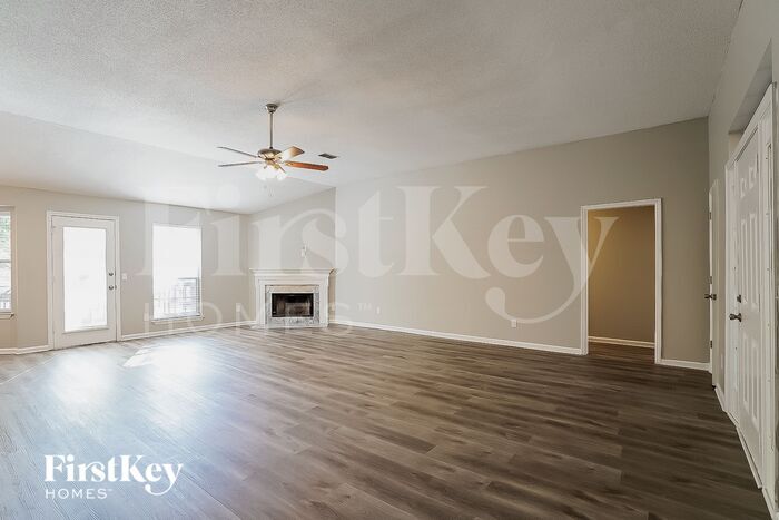Building Photo - 618 Rocky Ridge Cir