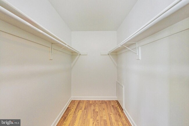 Building Photo - 5 Drumcastle Ct