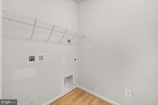 Building Photo - 106 Heyford Dr