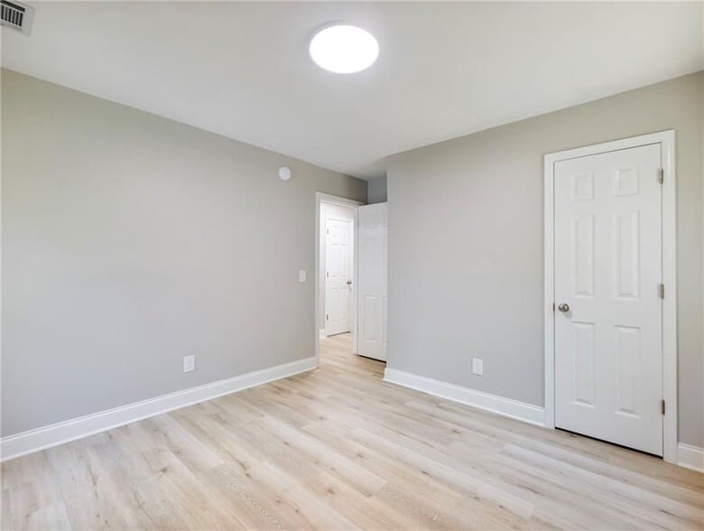 Building Photo - 2862 Argyle Dr NW