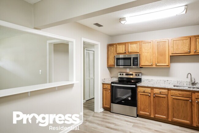 Building Photo - 6227 Pine Summit Dr