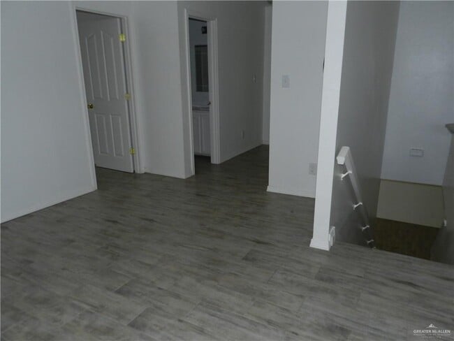 Building Photo - 25 Providence Ave