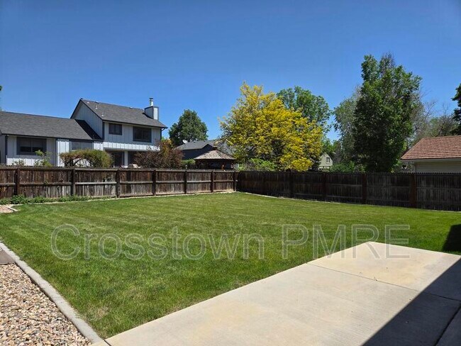 Building Photo - 4973 W 8th Street Rd