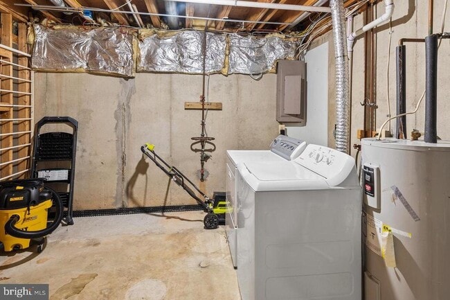 Building Photo - 7000 Ducketts Ln