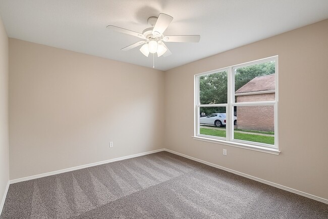 Building Photo - 7642 Appleberry Dr