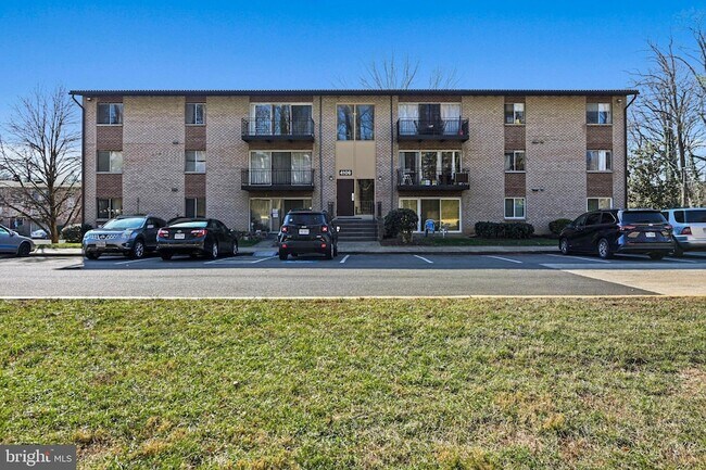 Primary Photo - 4106 Mangalore Dr