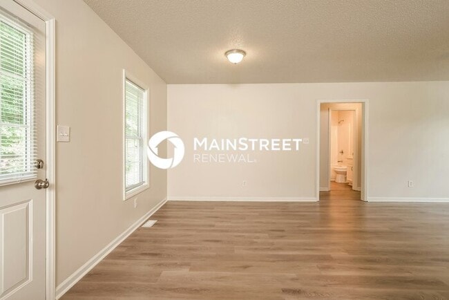 Building Photo - 3 Bedroom Pet-Friendly Home in THOMASVILLE...