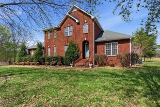 Building Photo - 1.25 ACRES IN THE GLADE! - 4 Bed, 3.5 Bath, 3250 sqft Home in Mt. Juliet (Gladeville)