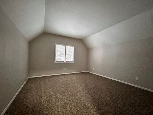 Building Photo - 1461 Leahy St